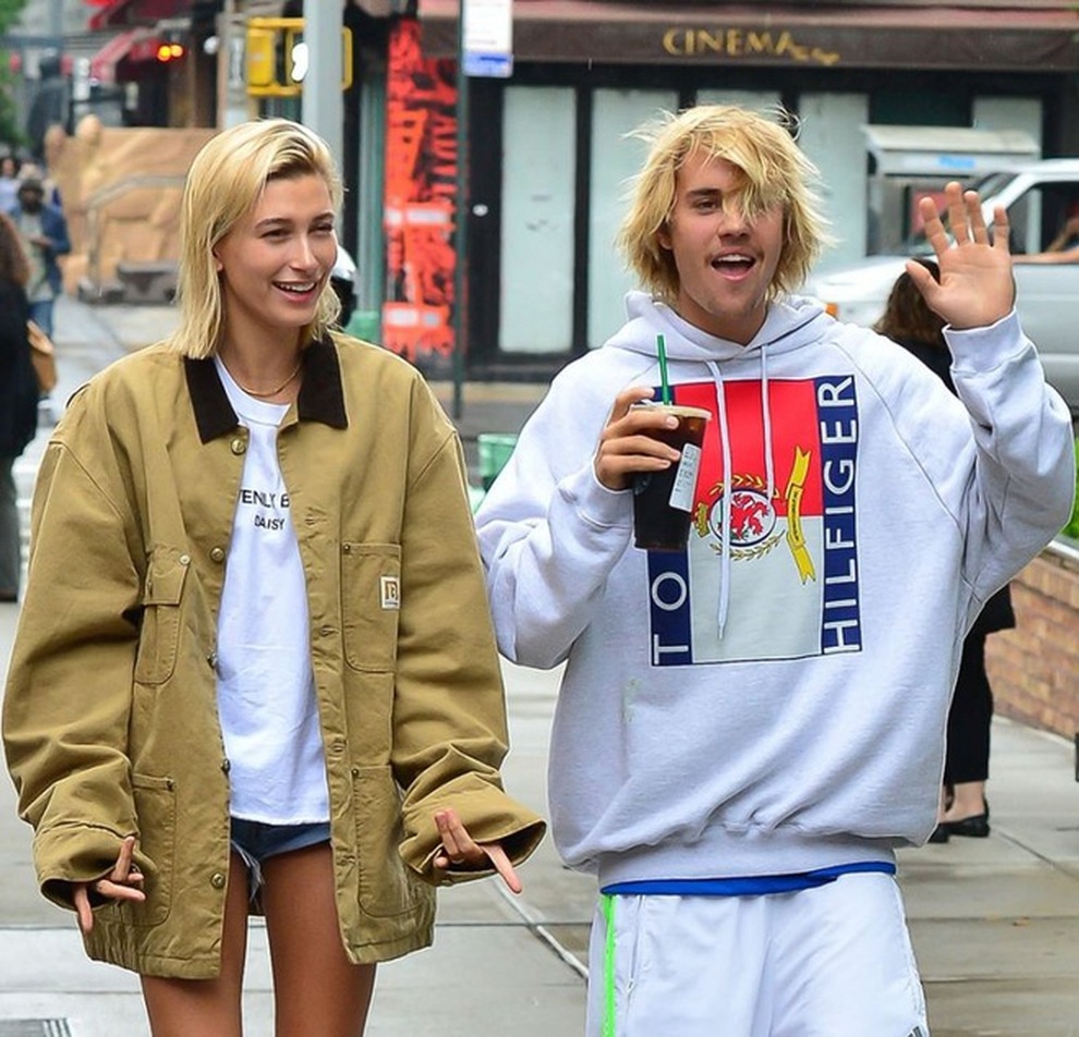 Những pha diện đồ luộm thuộm khó đỡ của Justin Bieber - 8 Những pha diện đồ luộm thuộm khó đỡ của Justin Bieber - 8