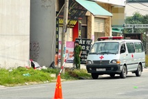 Người mẹ ở bên thi thể con suốt 3 ngày tại Bình Dương