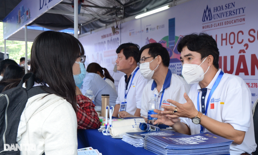 Lọc ảo trục trặc, trường đại học có thể công bố điểm chuẩn vào ngày 24/8 - 1 Lọc ảo trục trặc, trường đại học có thể công bố điểm chuẩn vào ngày 24/8 - 1