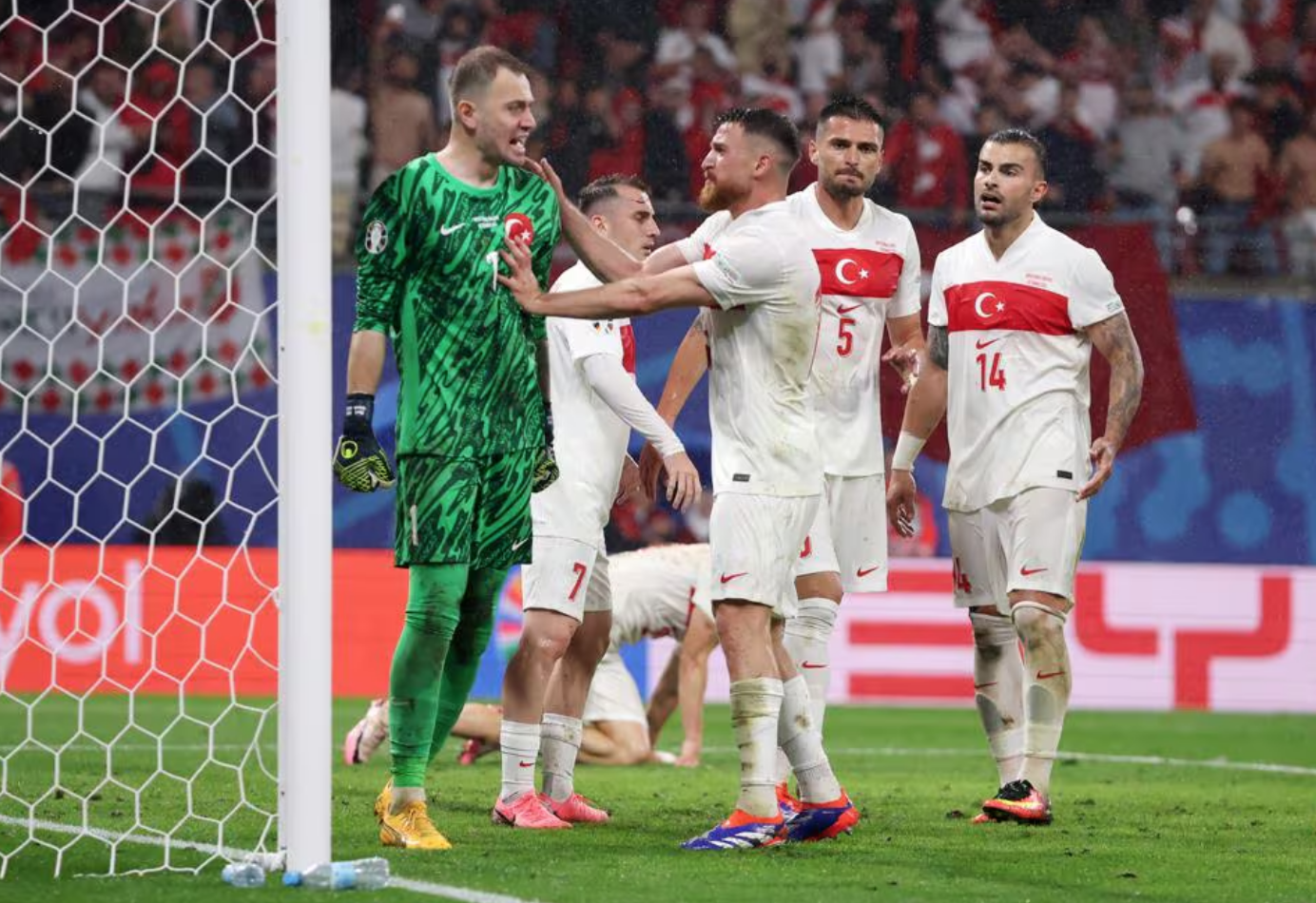 Captură de ecran 2024-07-03 la 3.58.22 AM.png Screen Shot 2024-07-03 at 3.58.22 AM.png