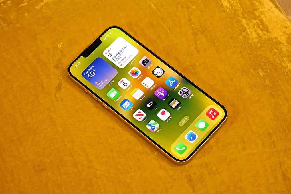 Cận cảnh iPhone 14 màu vàng mới - 5 Cận cảnh iPhone 14 màu vàng mới - 5
