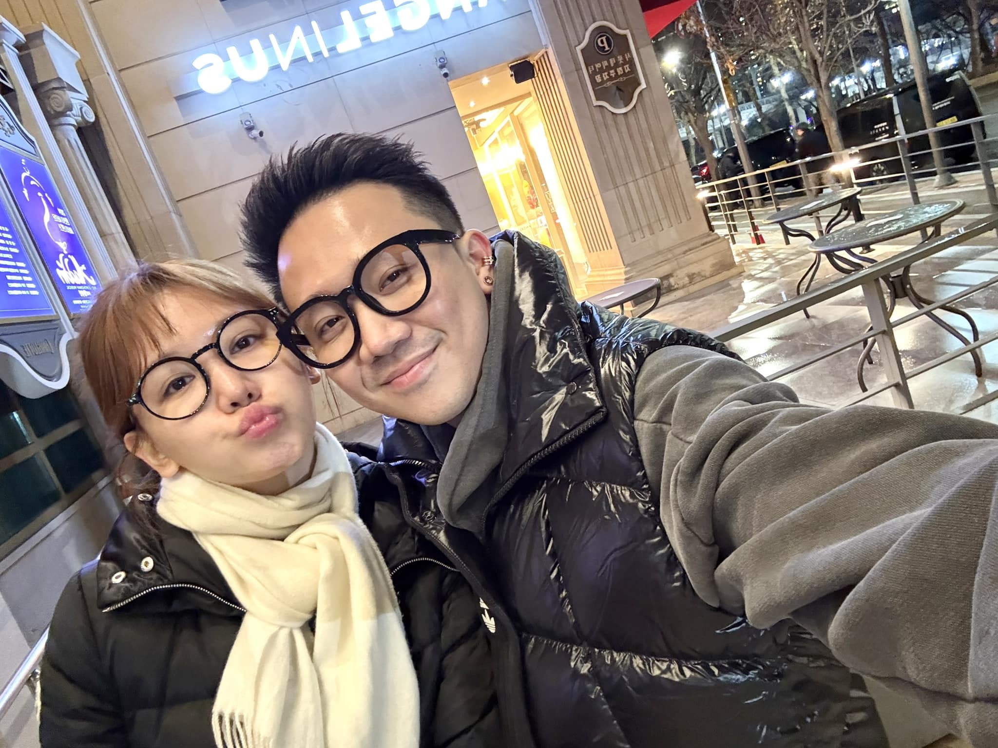 Sao Việt đón Valentine: Hồ Ngọc Hà trốn con, Lệ Quyên nhận quà bất ngờ - 3 Sao Việt đón Valentine: Hồ Ngọc Hà trốn con, Lệ Quyên nhận quà bất ngờ - 3
