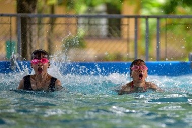 Quảng Ninh: Đưa vào sử dụng 21 bể bơi di động thông minh miễn phí cho trẻ em