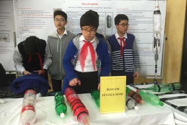 Ấn tượng ngày hội “Khoa học vui” của học sinh trường THCS Trưng Vương – Hà Nội