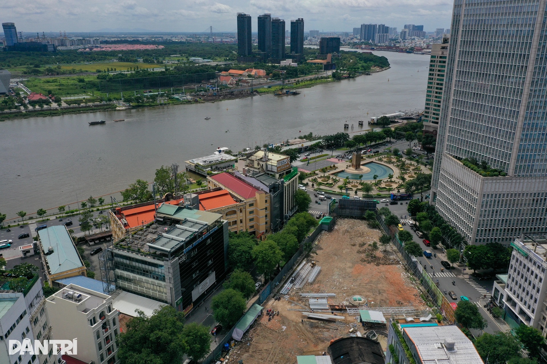 Đất vàng tại vị trí đắc địa ở TPHCM vừa có chủ thuê sau 10 năm bỏ hoang - 9 Đất vàng tại vị trí đắc địa ở TPHCM vừa có chủ thuê sau 10 năm bỏ hoang - 9