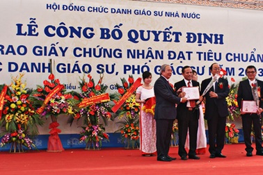 Xây dựng văn bản mới về  tiêu chuẩn bổ nhiệm chức danh giáo sư, phó giáo sư