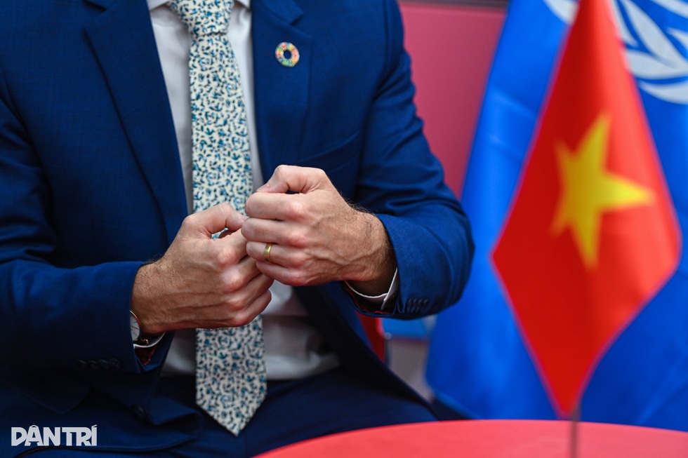 Trưởng Đại diện UNFPA: “Người trẻ không ngại sinh, họ mắc kẹt bởi rào cản - 5 Trưởng Đại diện UNFPA: “Người trẻ không ngại sinh, họ mắc kẹt bởi rào cản - 5