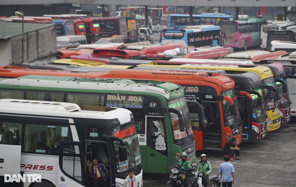 Hà Nội công bố đường dây nóng phản ánh giao thông dịp Tết - 1 Hà Nội công bố đường dây nóng phản ánh giao thông dịp Tết - 1