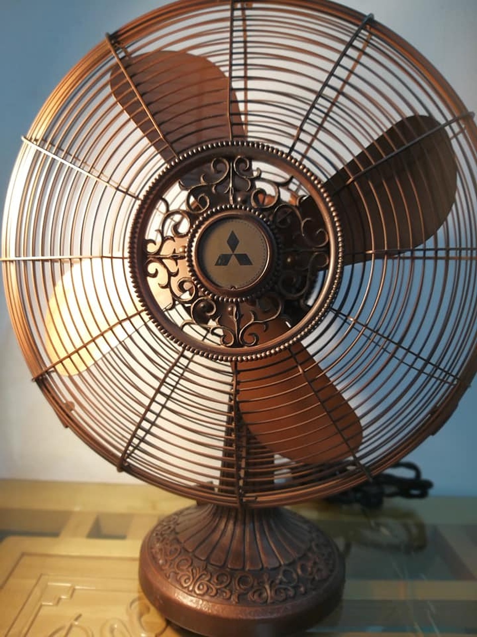 Giá đắt cắt cổ nhưng quạt Nhật nội địa cũ vẫn được săn lùng, lý do là đây - 8 Giá đắt cắt cổ nhưng quạt Nhật nội địa cũ vẫn được săn lùng, lý do là đây - 8