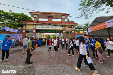 Nghệ An: Đề toán "dễ thở", thí sinh kết thúc kỳ thi vào lớp 10