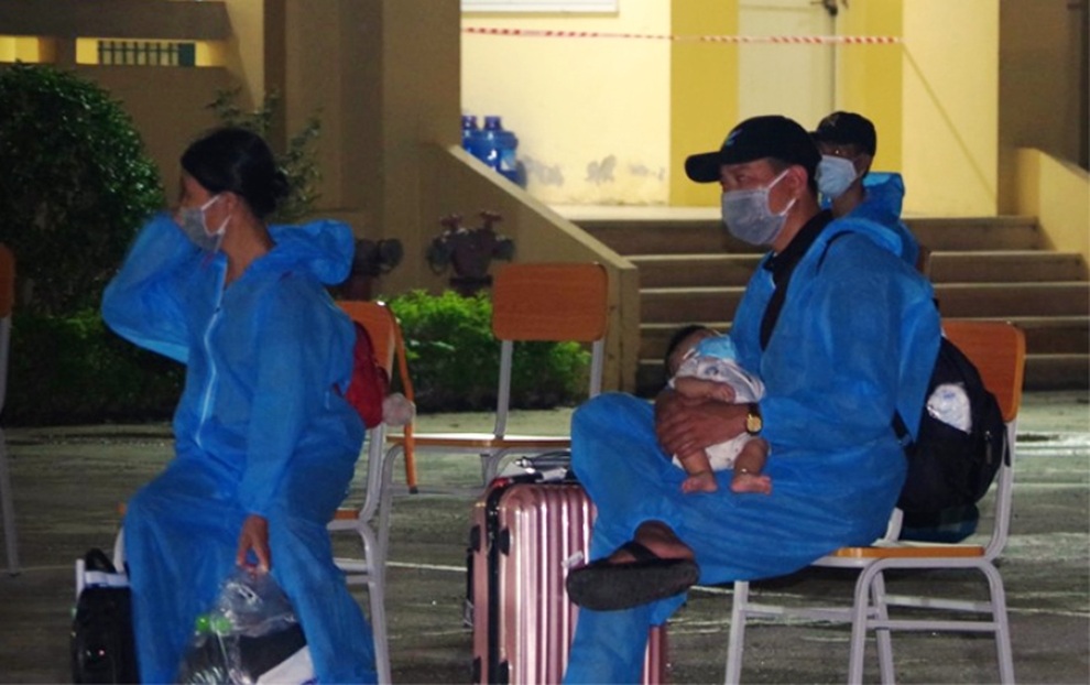 Hà Nam: Phòng tránh nguy cơ lây nhiễm chéo trong khu cách ly tập trung - 1 Hà Nam: Phòng tránh nguy cơ lây nhiễm chéo trong khu cách ly tập trung - 1