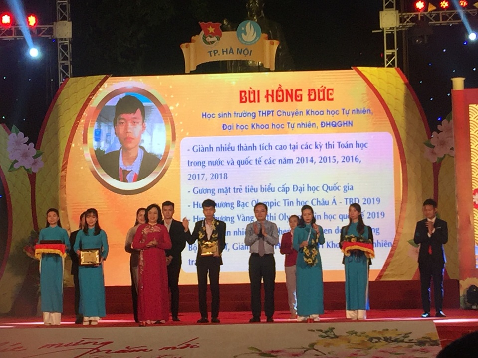 Vinh danh 10 Gương mặt trẻ Thủ đô tiêu biểu 2019 - 3 Vinh danh 10 Gương mặt trẻ Thủ đô tiêu biểu 2019 - 3