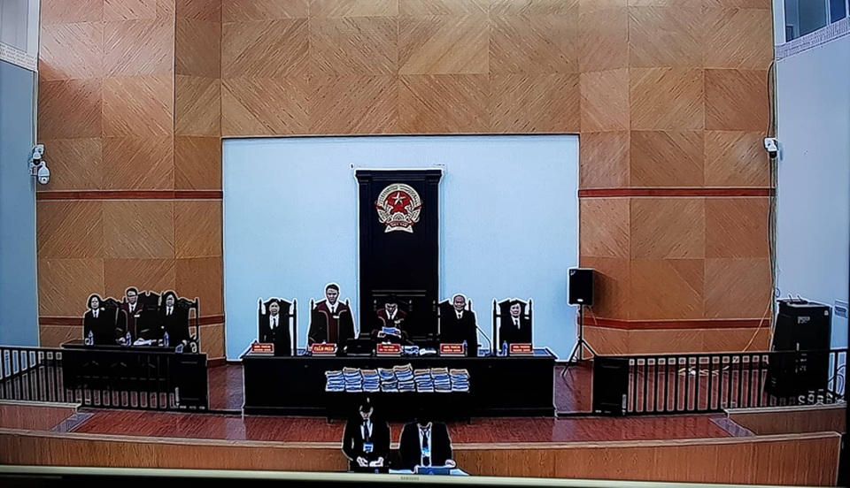 Hai cựu Chủ tịch thành phố Đà Nẵng hầu tòa - 3 Hai cựu Chủ tịch thành phố Đà Nẵng hầu tòa - 3