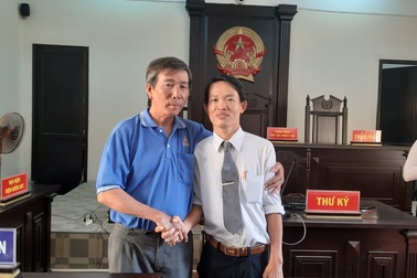 Người lao động được xử thắng kiện trong vụ doanh nghiệp trả lương sai quy định