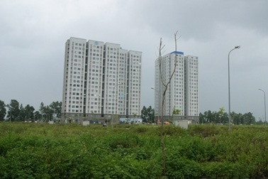 Nhà thu nhập thấp mua bán tràn lan 