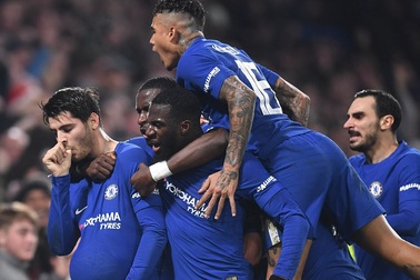 Morata "giật vé" vào bán kết League Cup cho Chelsea