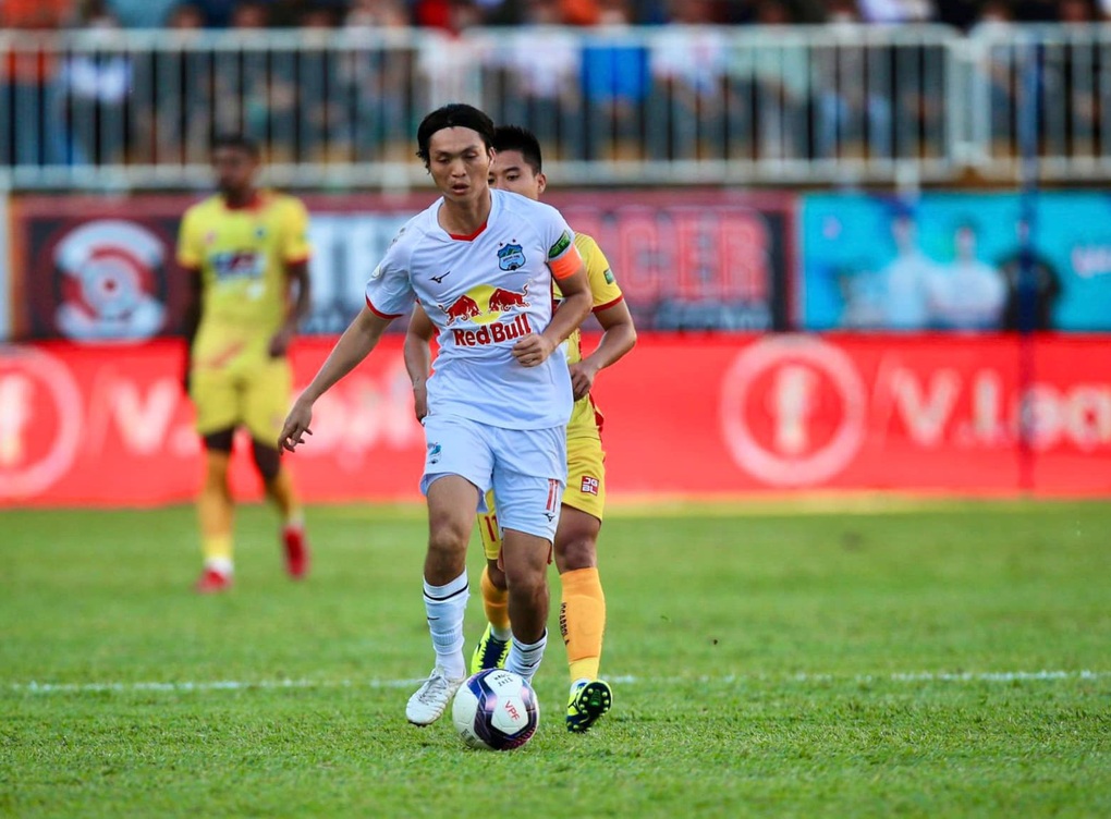 HLV Kiatisuk giúp Văn Toàn và Tuấn Anh hồi sinh như thế nào? - 2