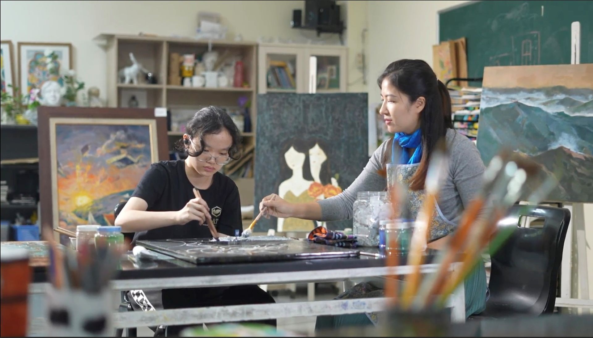Nhóm tài năng trẻ Vinschool tổ chức Triển lãm nghệ thuật Nhân Dạng - 6 Nhóm tài năng trẻ Vinschool tổ chức Triển lãm nghệ thuật Nhân Dạng - 6