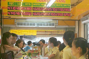 Dửng dưng với "cơn bão" giá vàng