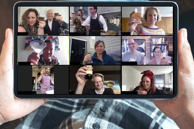 Ứng dụng họp trực tuyến Zoom sửa lỗi thu thập thông tin người dùng