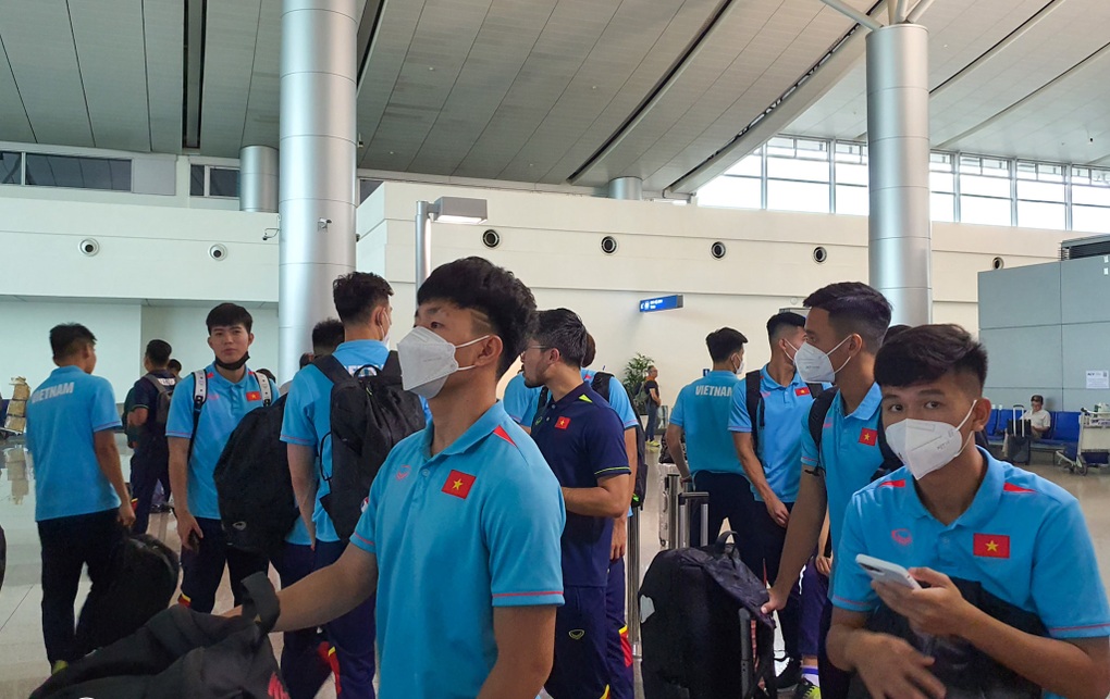 U22 Việt Nam lên đường dự SEA Games 32 - 2 U22 Việt Nam lên đường dự SEA Games 32 - 2