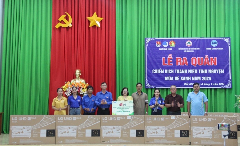 Sức hút từ chiến dịch Tích cực lan tỏa, nụ cười lan xa - 4 Sức hút từ chiến dịch Tích cực lan tỏa, nụ cười lan xa - 4