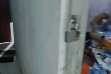 Sau Tết, chủ trọ sốc khi mở cửa phòng của nam thanh niên