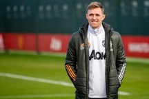 Man Utd đón "người cũ" trước đại chiến với Man City