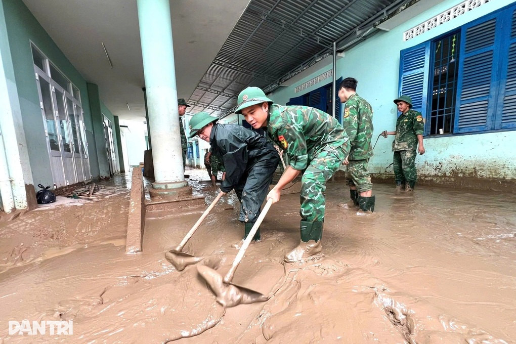 Cảnh báo mưa rất to từ Quảng Ngãi đến Khánh Hòa - 1