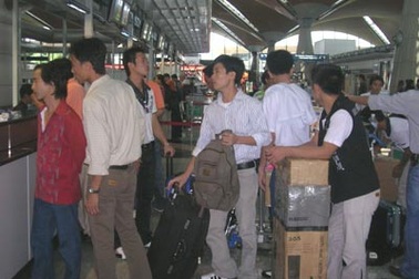 “Hai lúa” quậy ở nước ngoài 