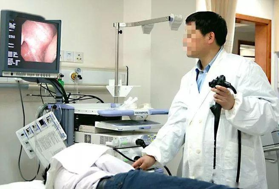 Thường xuyên nhậu vì công việc, chàng trai 28 tuổi mất vì ung thư dạ dày - 2 Thường xuyên nhậu vì công việc, chàng trai 28 tuổi mất vì ung thư dạ dày - 2