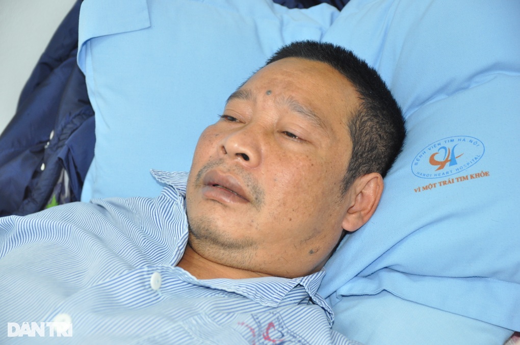 Bác sĩ BV Tim Hà Nội kêu gọi khẩn cấp cứu người bố nghèo tràn dịch màng tim - 3 Bác sĩ BV Tim Hà Nội kêu gọi khẩn cấp cứu người bố nghèo tràn dịch màng tim - 3
