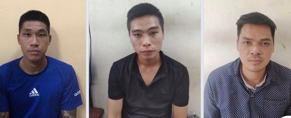 Hà Nội: Bắt khẩn cấp 2 đối tượng chuyên cướp giật tài sản của phụ nữ - 1 Hà Nội: Bắt khẩn cấp 2 đối tượng chuyên cướp giật tài sản của phụ nữ - 1