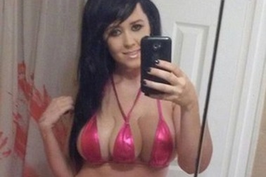 Cô gái sở hữu 3 bầu ngực