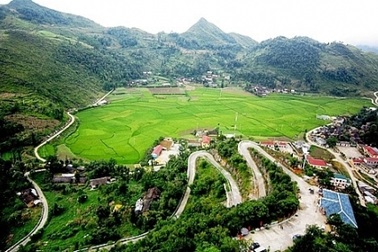 Chinh phục “Mỏm tột Bắc” Lũng Cú