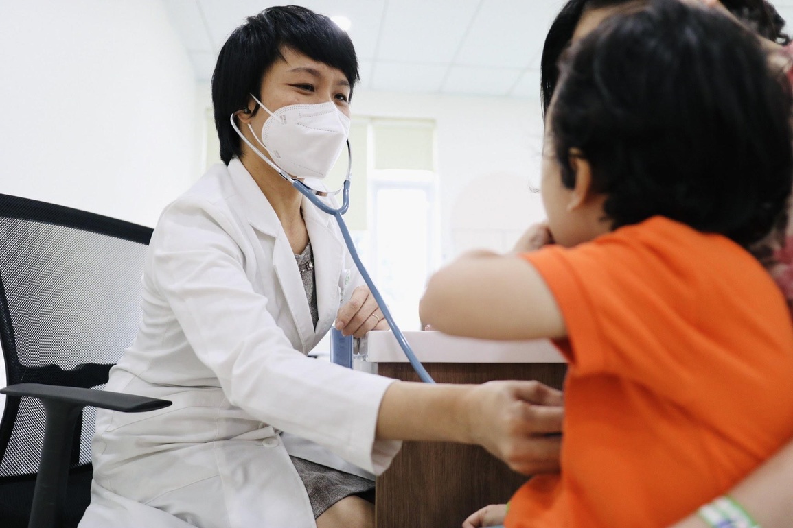 Hậu Covid-19: Bé gái lâm nguy vì 2 bệnh vừa gây đông máu, vừa gây chảy máu - 2 Hậu Covid-19: Bé gái lâm nguy vì 2 bệnh vừa gây đông máu, vừa gây chảy máu - 2