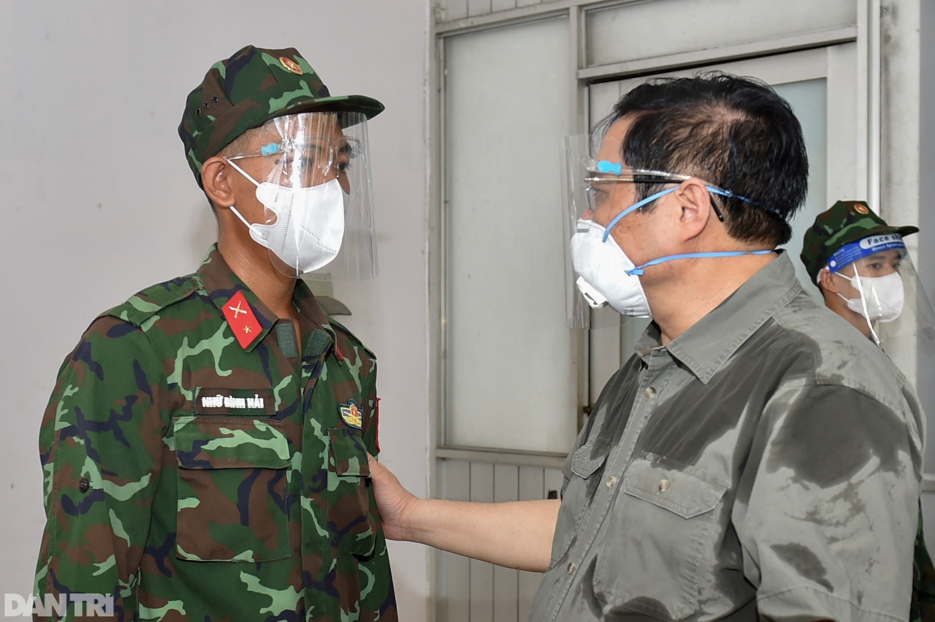 Ngày làm việc khẩn trương của Thủ tướng tại pháo đài chống dịch TPHCM - 3 Ngày làm việc khẩn trương của Thủ tướng tại pháo đài chống dịch TPHCM - 3