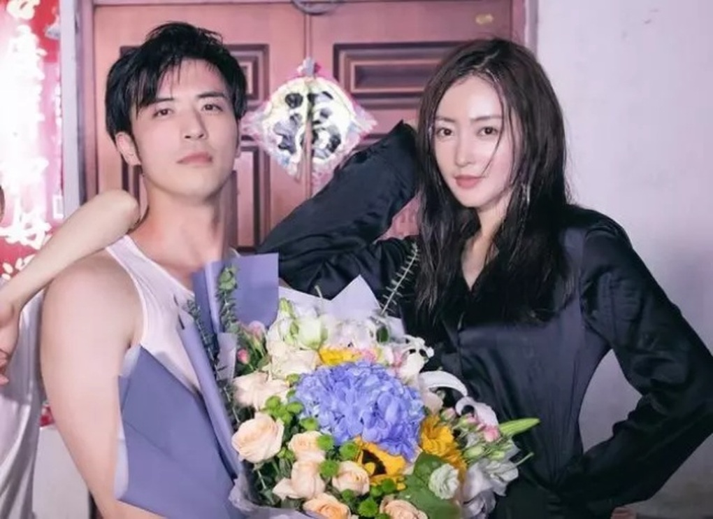Bông hoa đẹp Trương Thiên Ái: Sự nghiệp trắc trở, tình duyên lận đận - 6 Bông hoa đẹp Trương Thiên Ái: Sự nghiệp trắc trở, tình duyên lận đận - 6