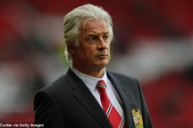 Man Utd bất ngờ chia tay hai sếp lớn