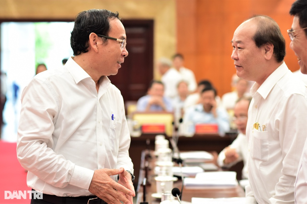Bí thư TPHCM: Sợ vi phạm là chính đáng, nhưng đừng sợ đến mức không làm gì - 3 Bí thư TPHCM: Sợ vi phạm là chính đáng, nhưng đừng sợ đến mức không làm gì - 3