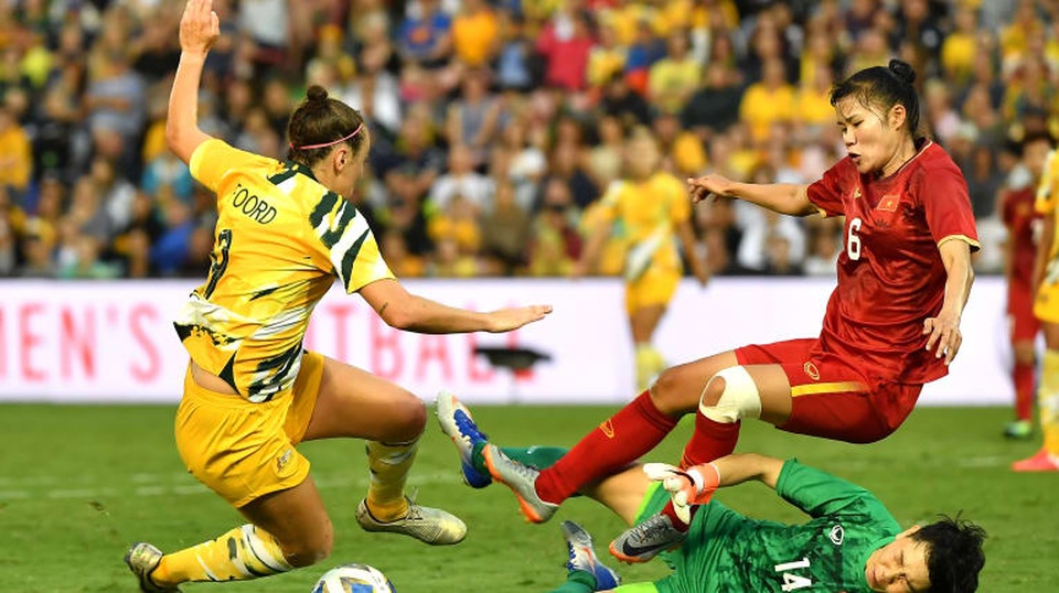 HLV Mai Đức Chung: “Đội tuyển nữ Việt Nam đã tiến bộ rất nhiều” - 2 HLV Mai Đức Chung: “Đội tuyển nữ Việt Nam đã tiến bộ rất nhiều” - 2