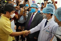 Bộ Y tế: Bệnh nhân virus corona được điều trị miễn phí