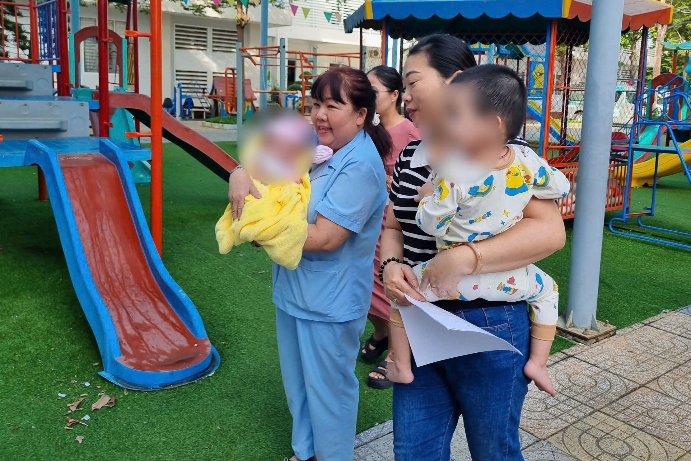 Tu sĩ hoàn tục, gần 40 trẻ em tại tu viện, tịnh xá chuyển nhà  - 3 Tu sĩ hoàn tục, gần 40 trẻ em tại tu viện, tịnh xá chuyển nhà  - 3