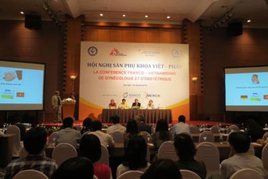 Dịch chiết iCR - Thảo dược mới cho phụ nữ tiền mãn kinh, mãn kinh