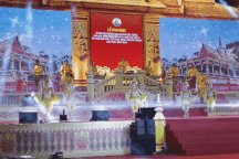 Vào mùa lễ hội Oóc Om Bóc - Đua ghe ngo của đồng bào dân tộc Khmer