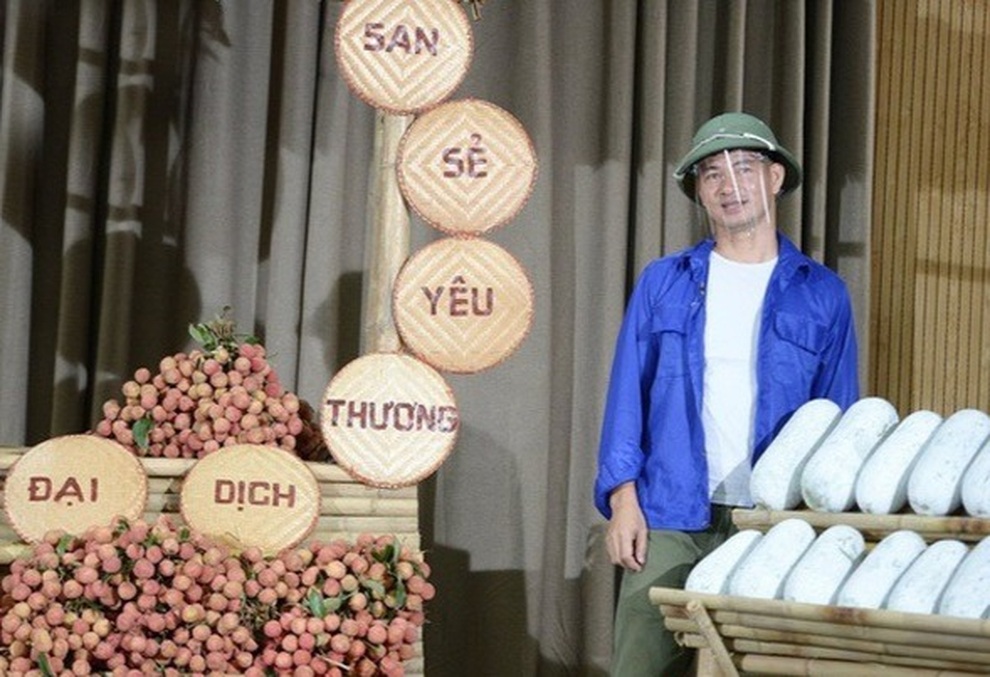 Nghệ sĩ không ngồi yên trong mùa dịch - 8 Nghệ sĩ không ngồi yên trong mùa dịch - 8