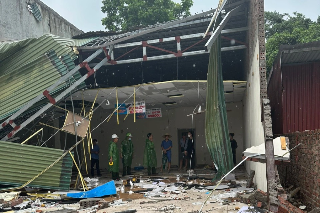 Vụ phá nhầm nhà dân ở Hải Phòng: Có hay không két sắt chứa 30 triệu đồng? - 1 Vụ phá nhầm nhà dân ở Hải Phòng: Có hay không két sắt chứa 30 triệu đồng? - 1