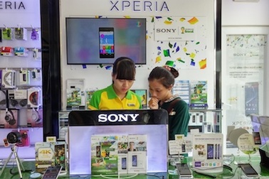 Smartphone cao cấp liên tục giảm sốc trong quý II/2014