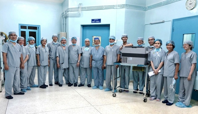 Vị giáo sư 30 năm đau đáu với ước nguyện cứu hàng ngàn bệnh nhi hiểm nghèo - Ảnh 2. Vị giáo sư 30 năm đau đáu với ước nguyện cứu hàng ngàn bệnh nhi hiểm nghèo - Ảnh 2.