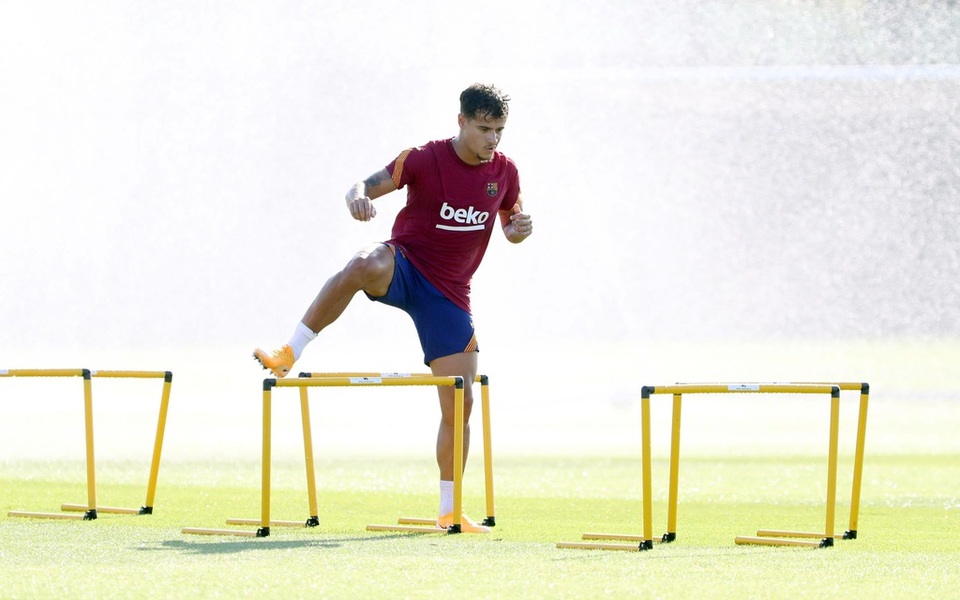 Messi tập buổi đầu tiên dưới thời HLV Ronald Koeman - 6 Messi tập buổi đầu tiên dưới thời HLV Ronald Koeman - 6